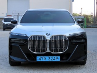 BMW BMW i7