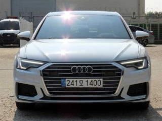 아우디 A6 (C8)
