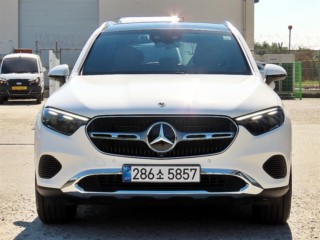 수원 중고차 벤츠 GLC클래스 X254 GLC220 d 4MATIC 2026.02식 1,463km