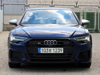 아우디 S6 (C8)