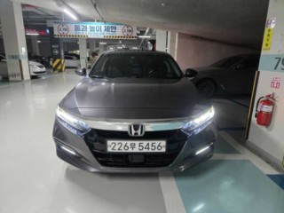 혼다 어코드(10세대)