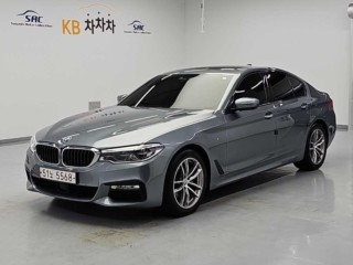 수원 중고차 BMW 5시리즈 (G30) 520d xDrive M 스포츠 2017.06식 117,030km