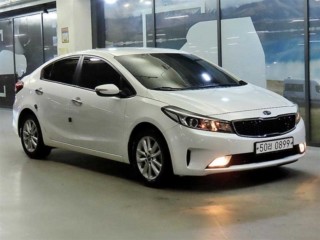 수원 중고차 기아 더뉴 K3 1.6 GDI 디럭스 2016.06식 71,007km