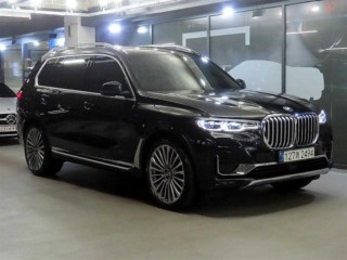 BMW X7 (G07)