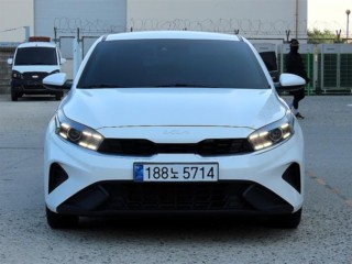 기아 더뉴 K3 2세대