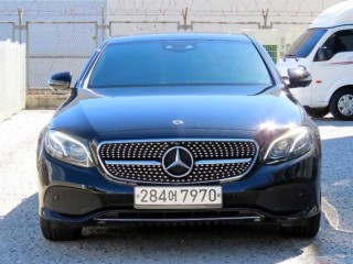 수원 중고차 벤츠 E-클래스 W213 E300 4MATIC 아방가르드 2018.10식 69,948km