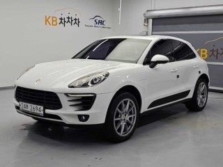 수원 중고차 포르쉐 마칸 디젤 3.0 S 2014.12식 158,663km