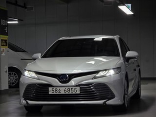 수원 중고차 토요타 캠리(XV70) 2.5 하이브리드 XLE 2018.12식 62,928km