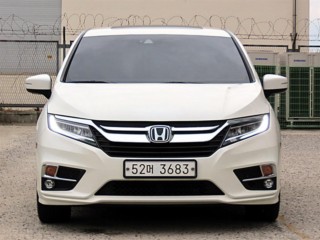 수원 중고차 혼다 오딧세이 (5세대) 3.5 엘리트 2018.05식 97,875km