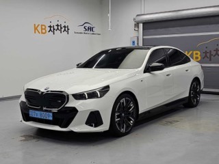 BMW i5