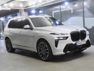 BMW X7 (G07)