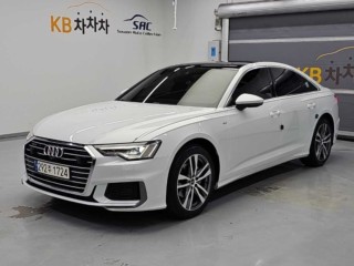 아우디 A6 (C8)