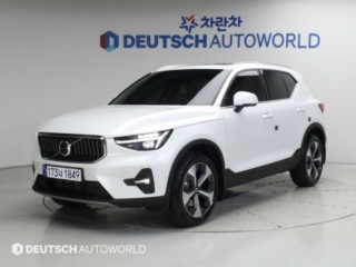볼보 XC40