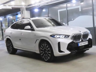 BMW X6 (G06)