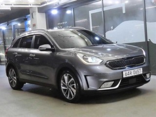 수원 중고차 기아 니로 1.6 하이브리드 2016.07식 124,285km