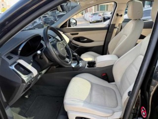 재규어 E-PACE