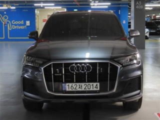 아우디 Q7 (4M)