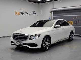 수원 중고차 벤츠 E-클래스 W213 E300e 익스클루시브 2019.12식 120,000km