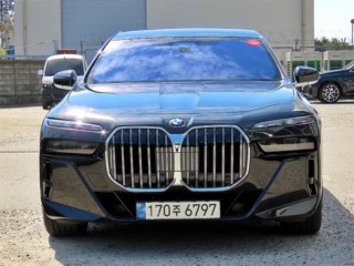 BMW 7시리즈 (G70)