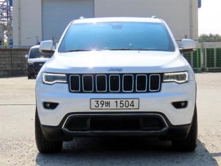 수원 중고차 지프 그랜드 체로키 3.0 디젤 리미티드 2017.10식 104,952km