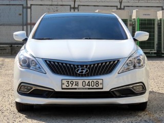 수원 중고차 현대 그랜저 HG HG220 PREMIUM 2016.09식 174,803km