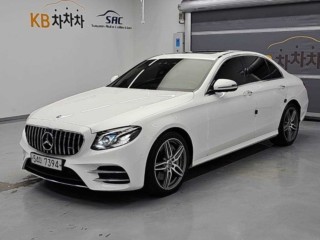 수원 중고차 벤츠 E-클래스 W213 E300 AMG LINE 2018.12식 87,737km