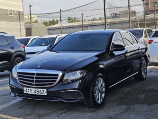 수원 중고차 벤츠 E-클래스 W213 E300 4MATIC 익스클루시브 2018.03식 215,984km