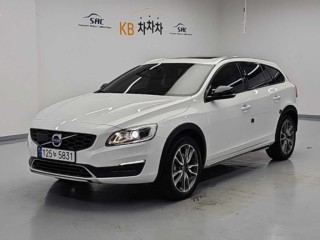볼보 V60 크로스컨트리