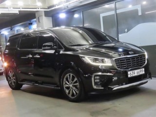 기아 더 뉴 카니발 디젤 9인승 노블레스 2018년 10월 중고차 외관