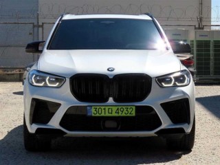 BMW X5M (F95)