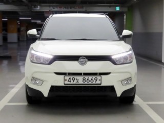 수원 중고차 KG모빌리티(쌍용)  티볼리 가솔린 2WD 1.6 VX 2015.06식 83,244km