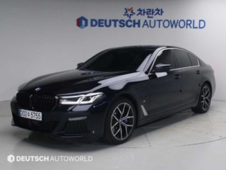 BMW 5시리즈 (G30) 530e M 스포츠 중고차 사진 1