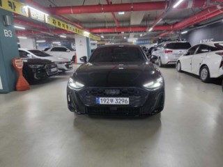 아우디 A5 (B10)