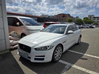 재규어 XE