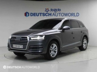 아우디 Q7 (4M)