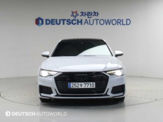 아우디 A6 (C8)