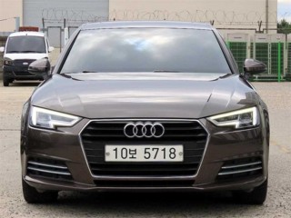 아우디 A4 (B9)