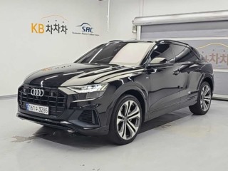 아우디 Q8
