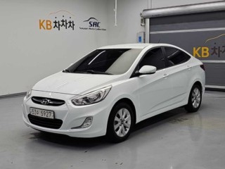 현대 엑센트신형