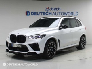 BMW X5M (F95)