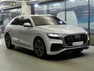 아우디 Q8