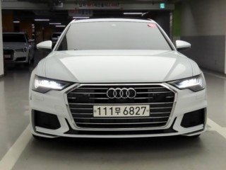 아우디 A6 (C8)