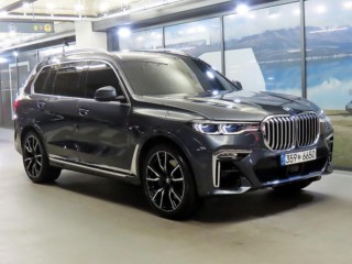 BMW X7 (G07)