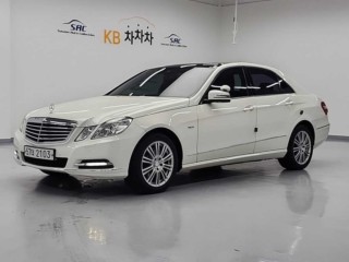 벤츠 E300 엘레강스 대표 사진