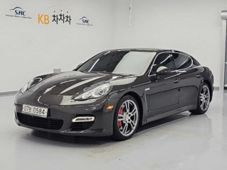 포르쉐 파나메라
