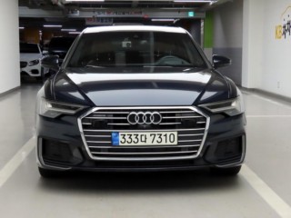아우디 A6 (C8)