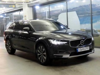 볼보 V90 크로스컨트리