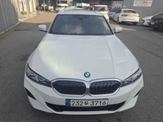 BMW 320i 매물 사진