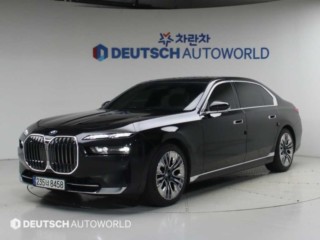 BMW 7시리즈 (G70) 740d xDrive 디자인 퓨어 엑셀런스 중고차 사진 1