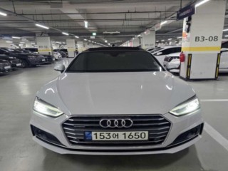 아우디 A5 (F5)